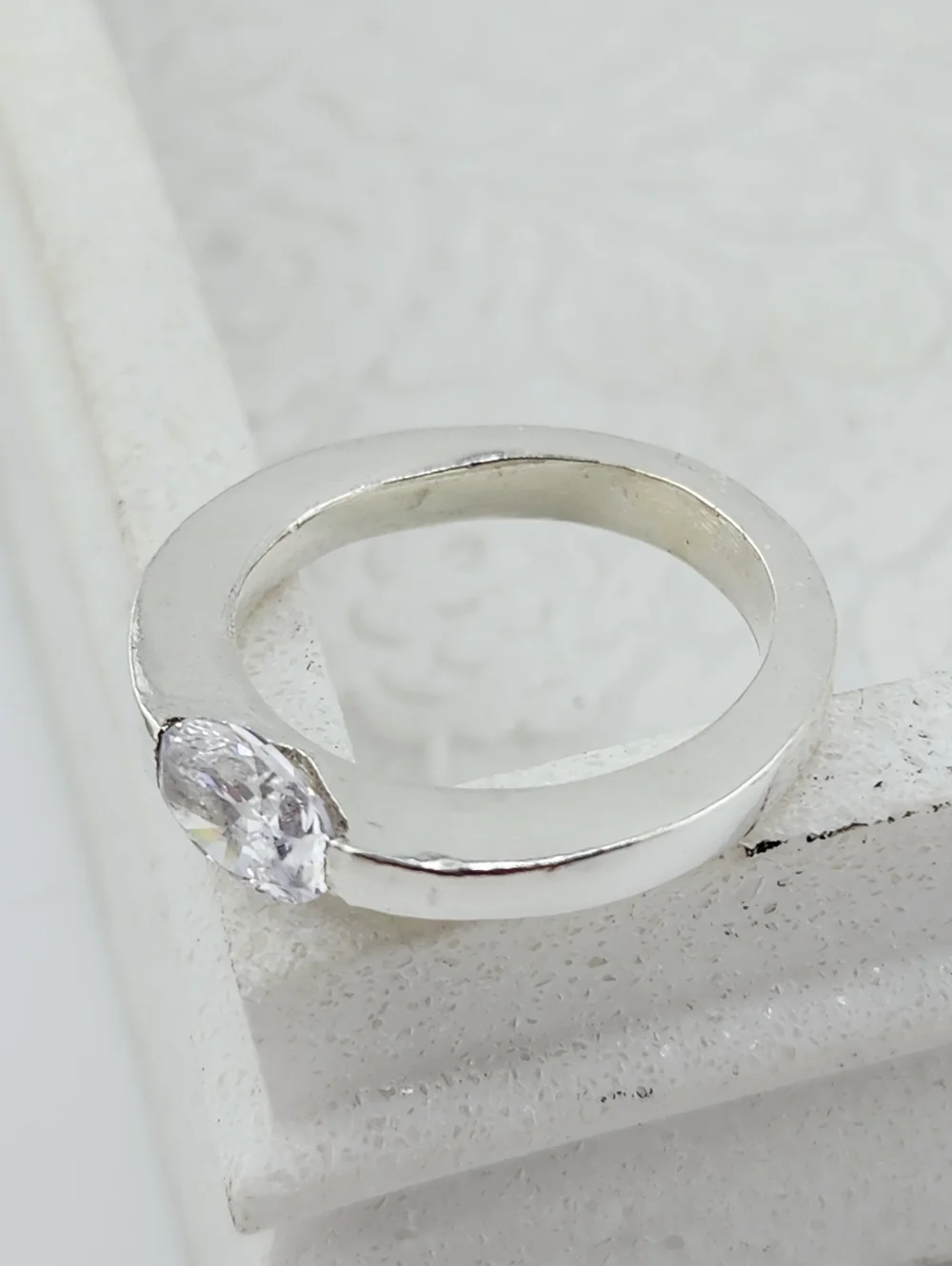 CUBIC ZIRCONIA PRESSURE RING HANDMADE STERLING SILVER SIZE7 - Picture 4 of 15